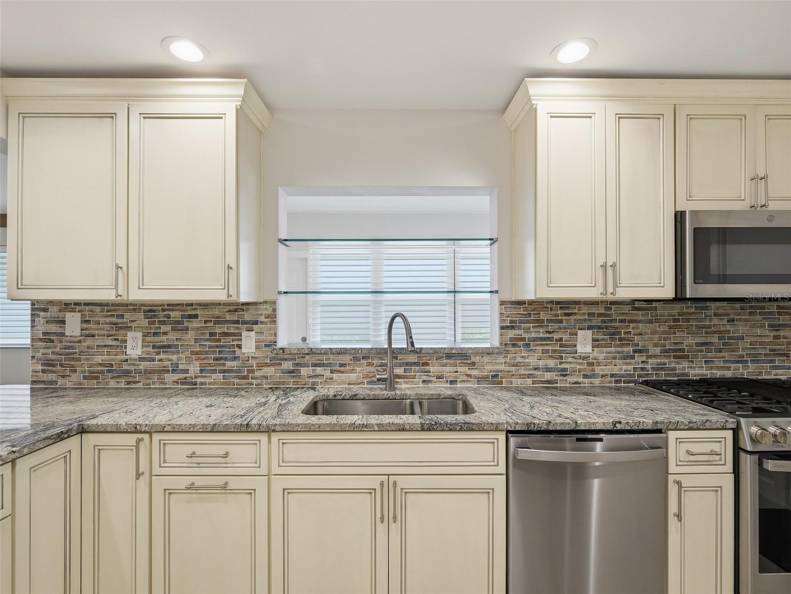 ST ANDREWS - Residential