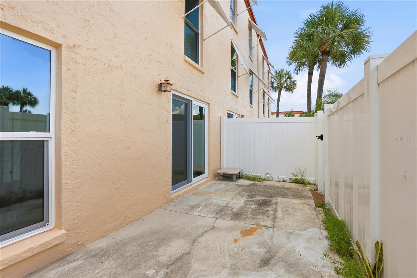 BOCA SHORES CONDO - Residential