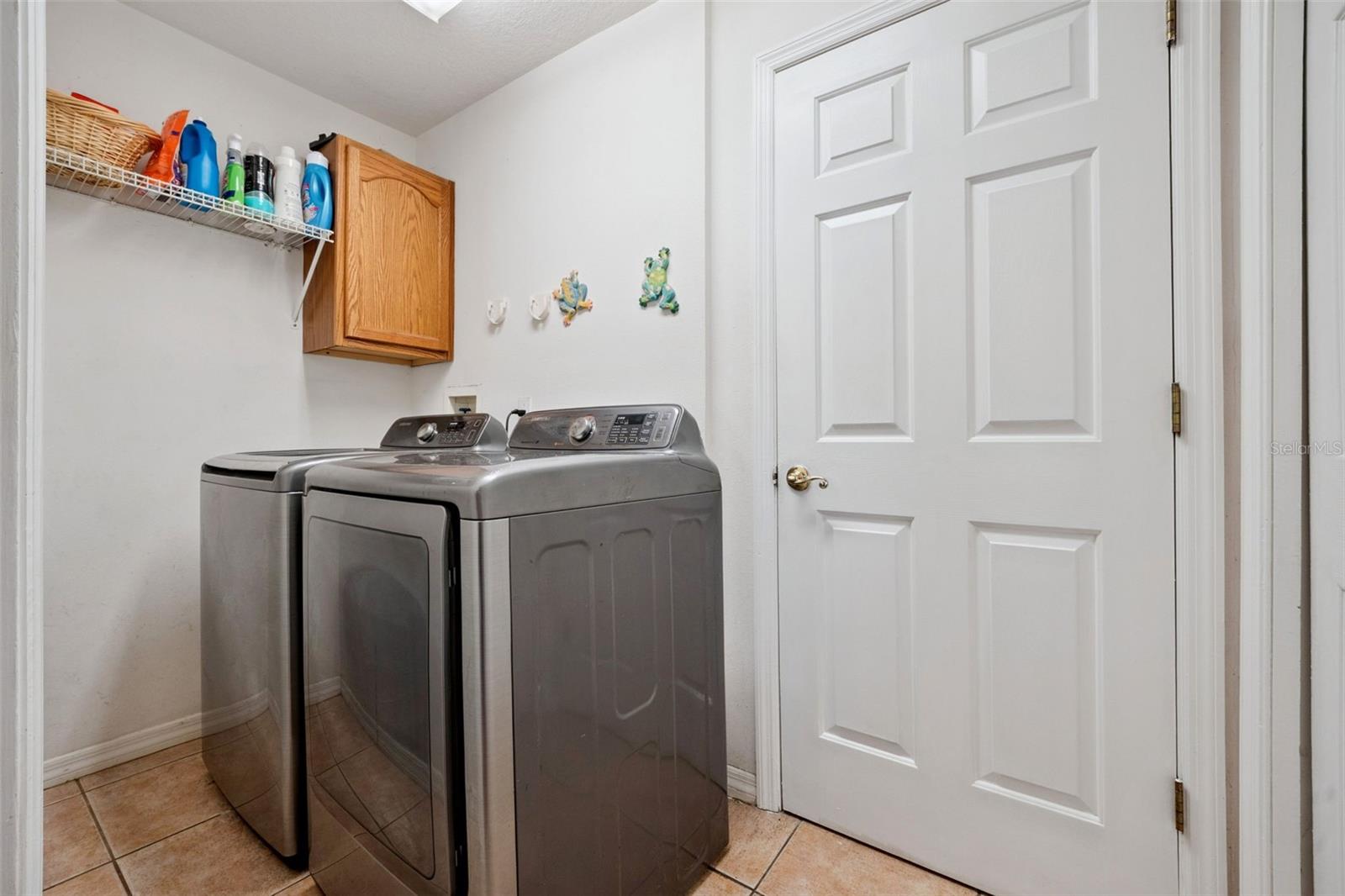 PEARL LAKE VILLAS REP - Residential