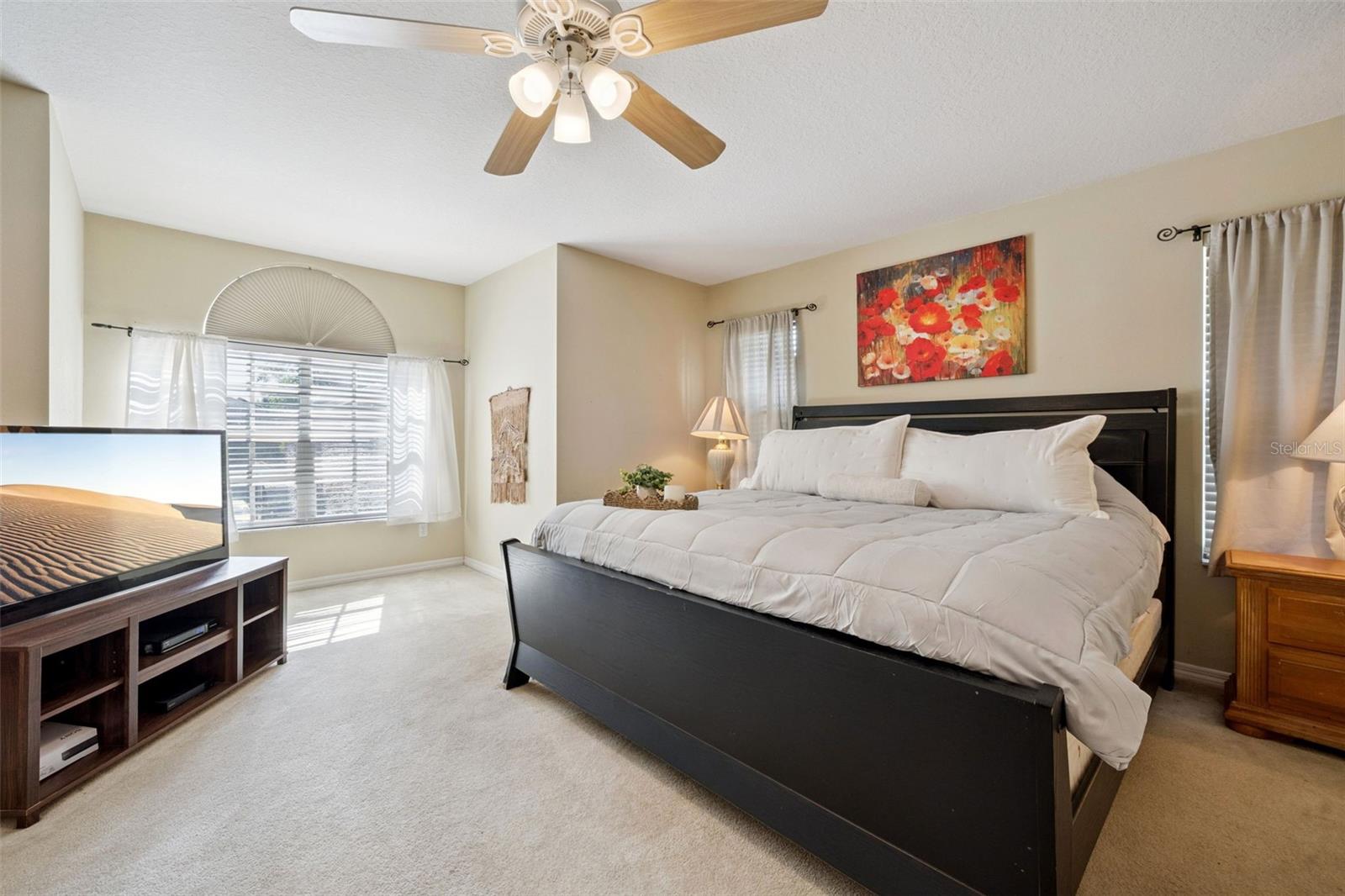 PEARL LAKE VILLAS REP - Residential