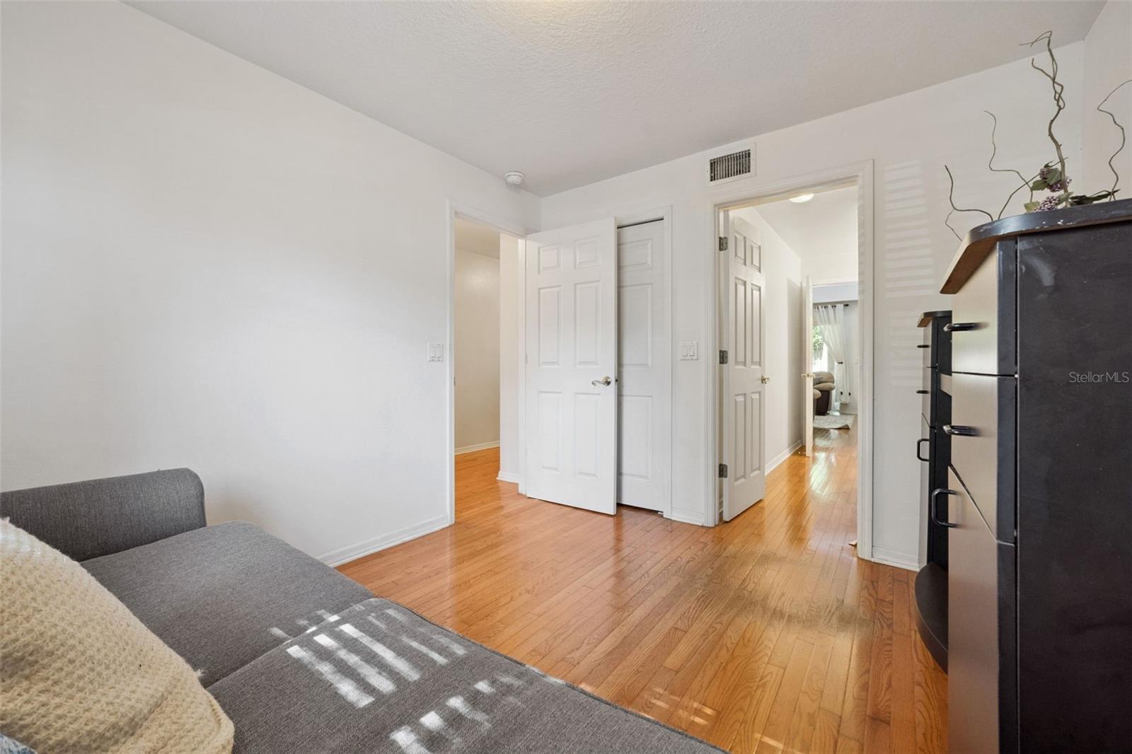 PEARL LAKE VILLAS REP - Residential