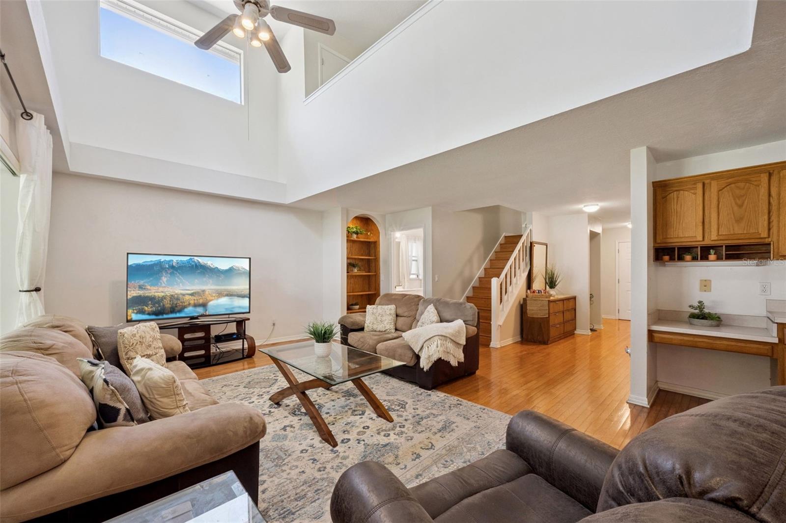 PEARL LAKE VILLAS REP - Residential