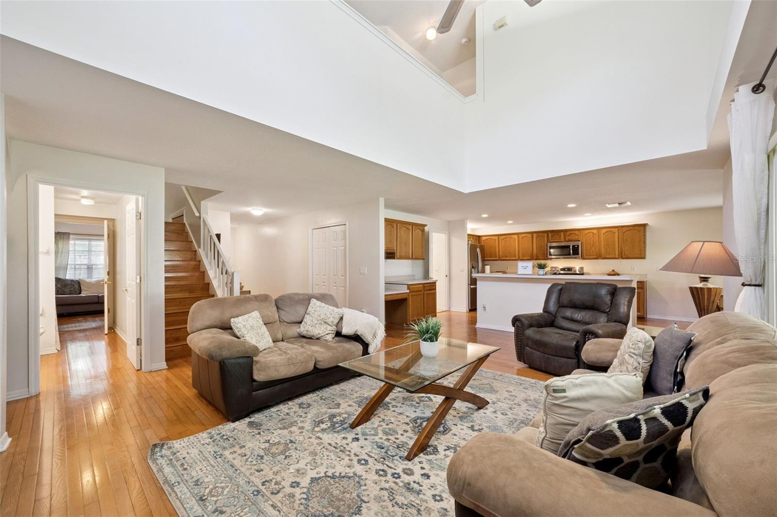 PEARL LAKE VILLAS REP - Residential