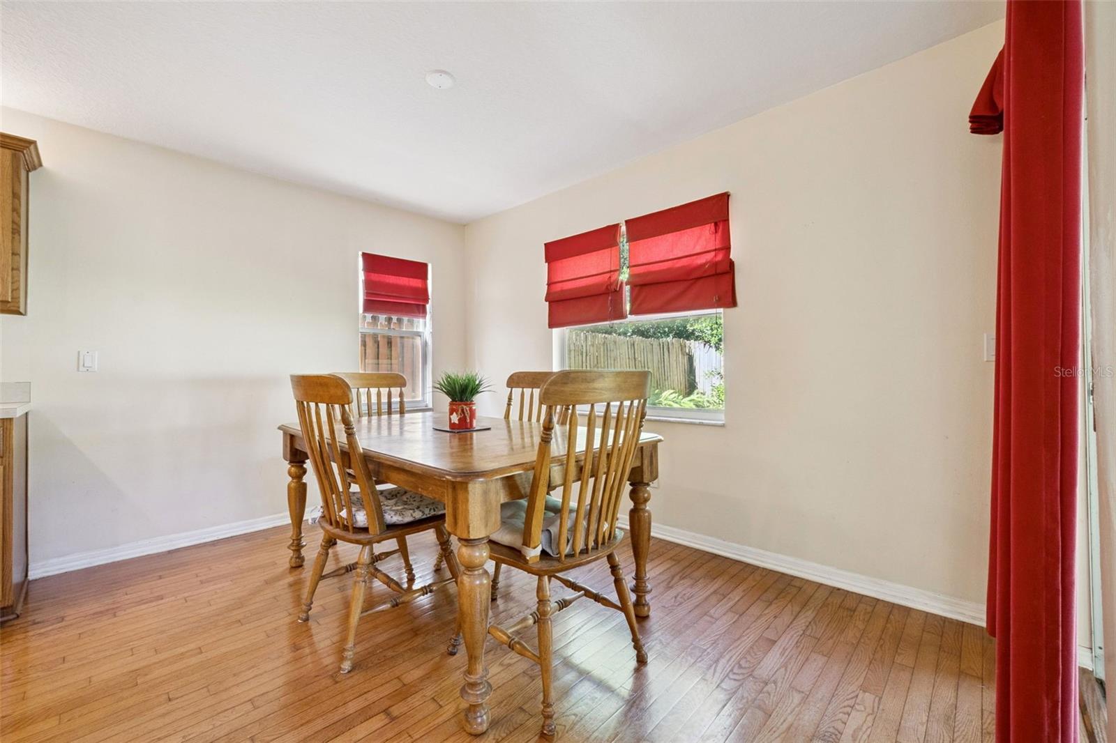 PEARL LAKE VILLAS REP - Residential