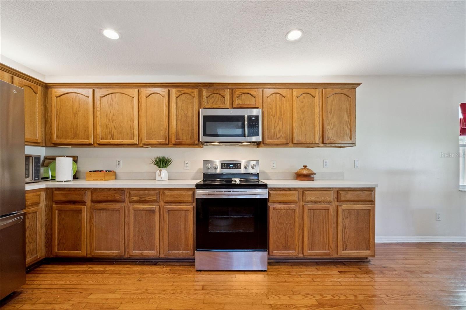 PEARL LAKE VILLAS REP - Residential