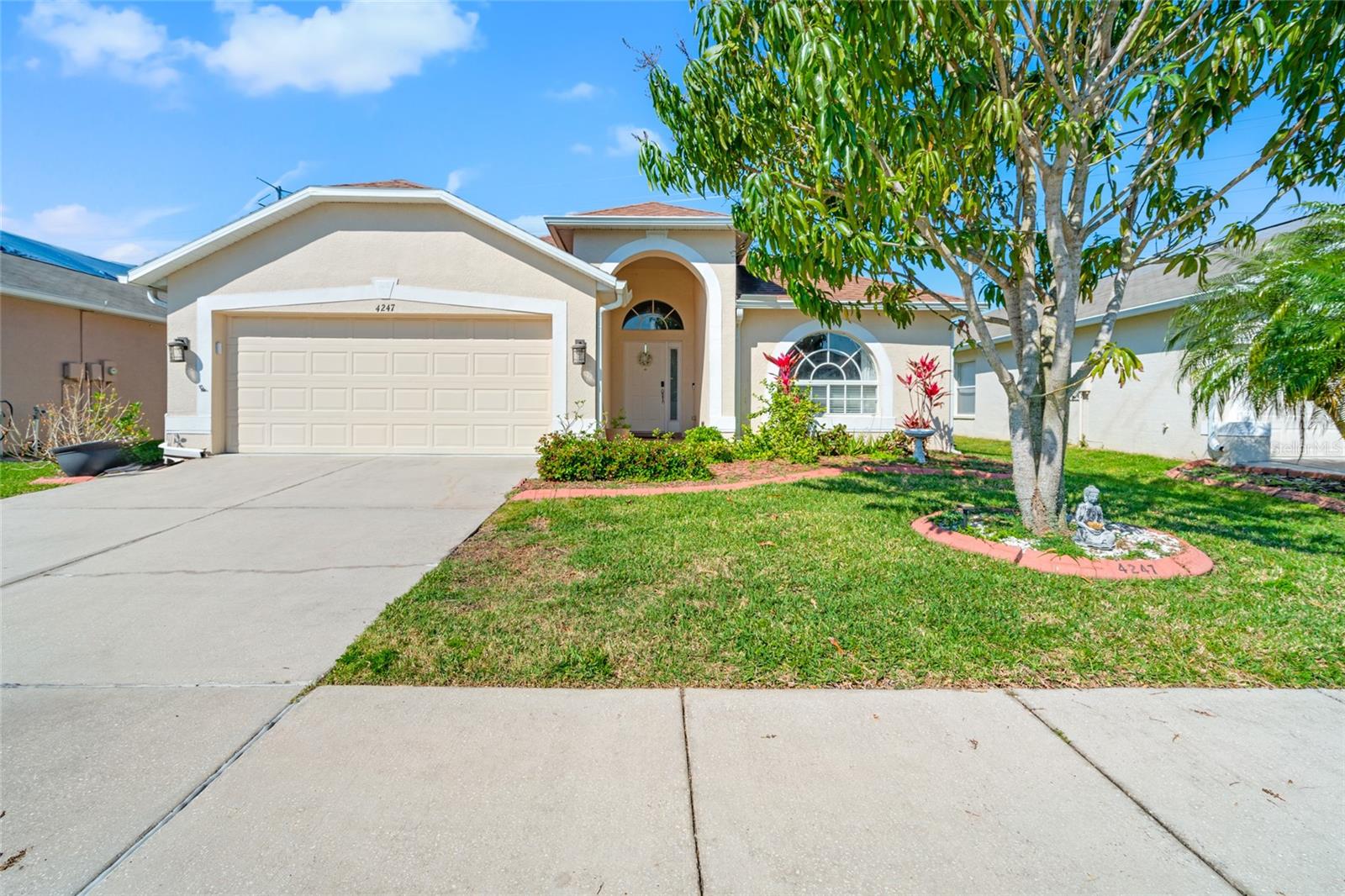 4247 BALMORAL COURT