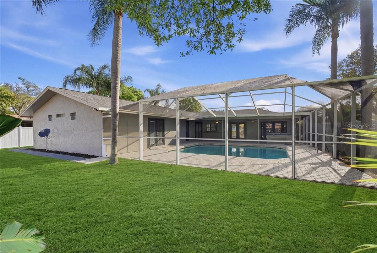 LAURA ANNE ESTATES - Residential