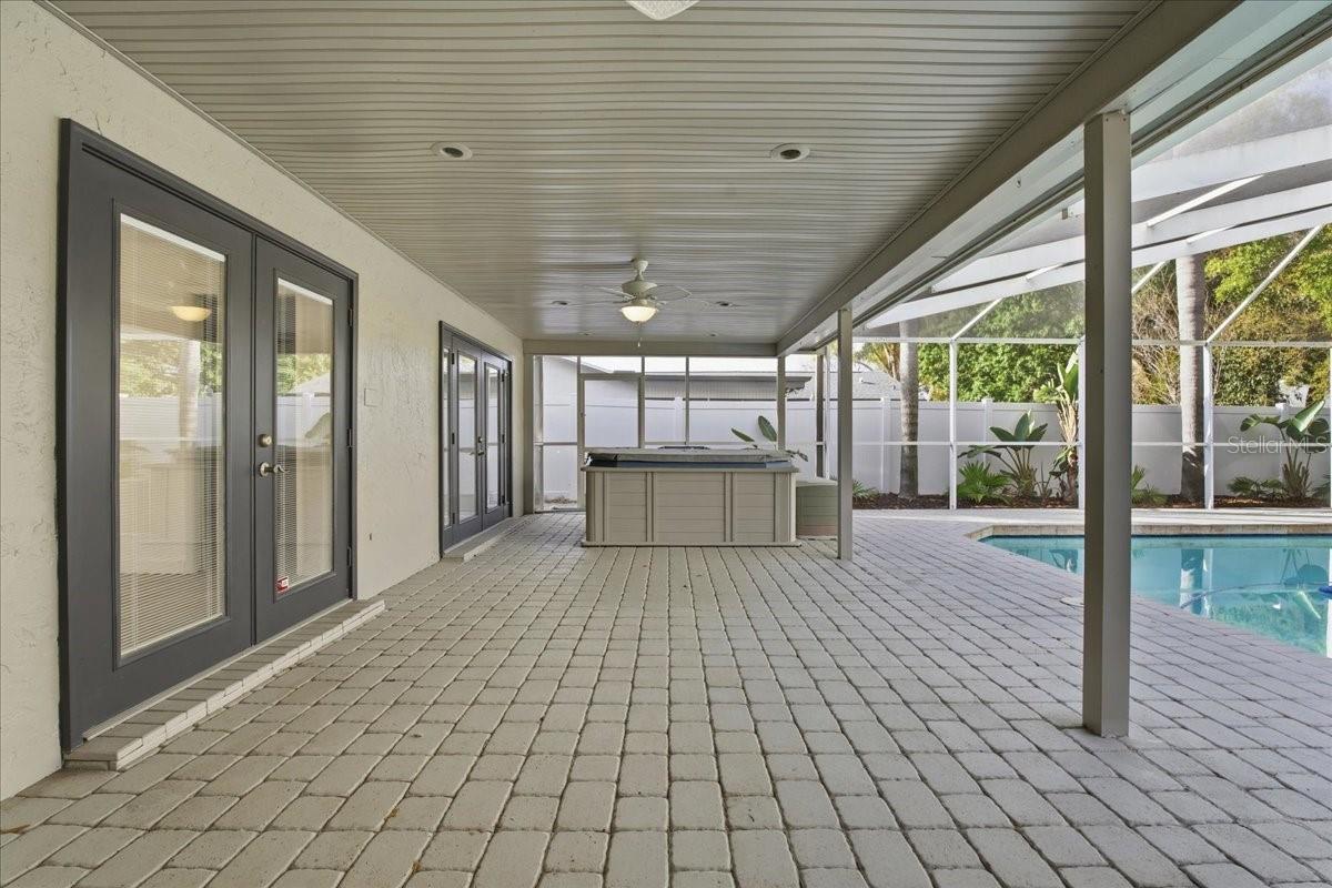 LAURA ANNE ESTATES - Residential