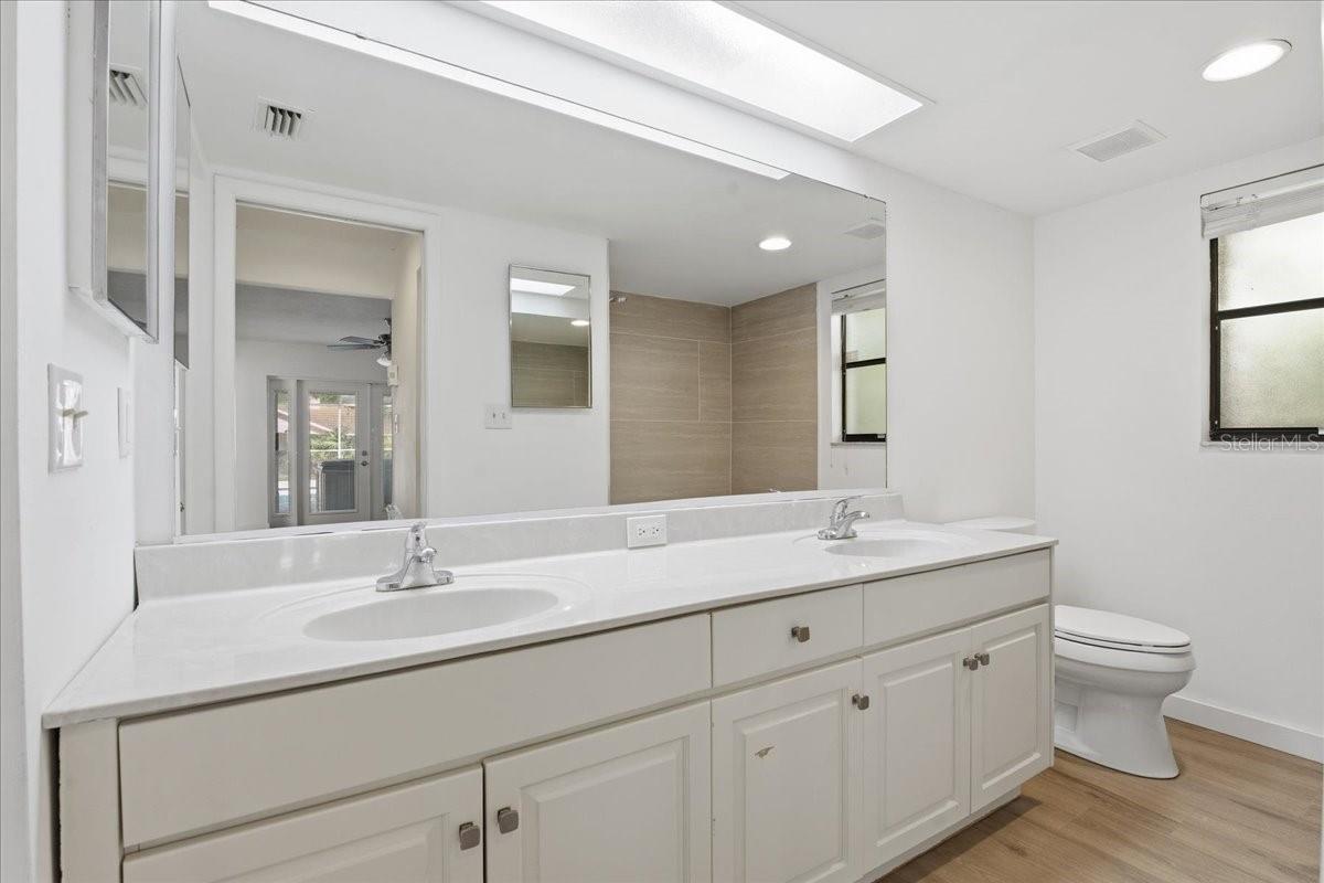 LAURA ANNE ESTATES - Residential