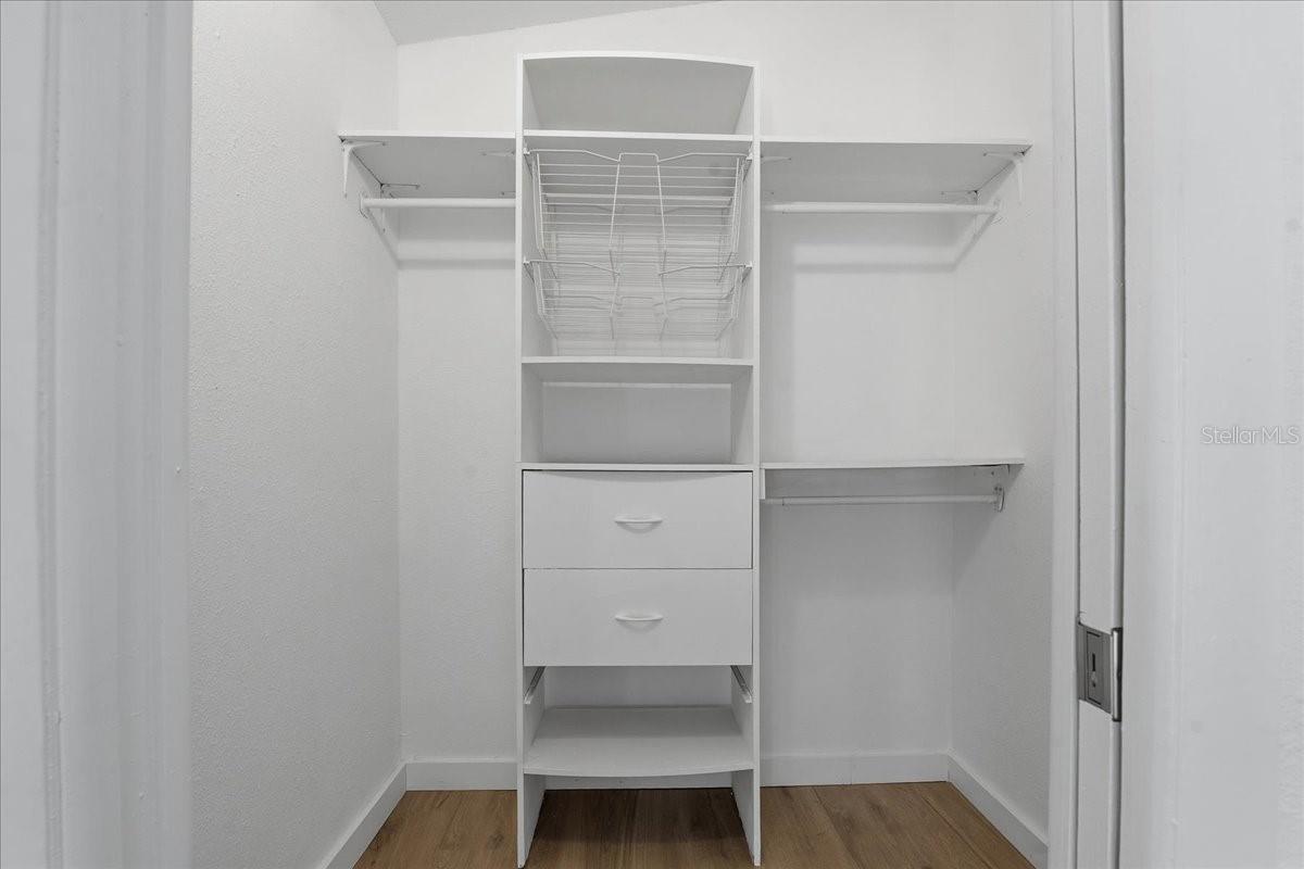 LAURA ANNE ESTATES - Residential