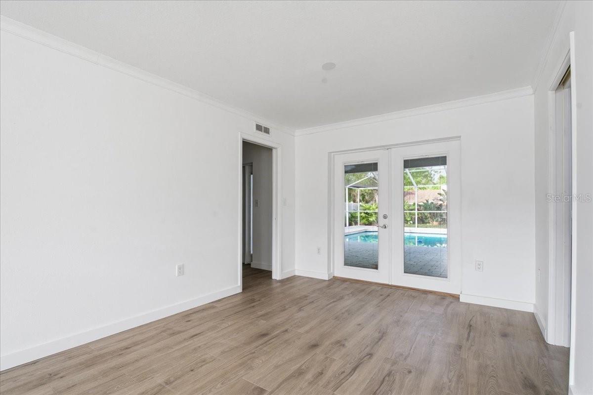 LAURA ANNE ESTATES - Residential