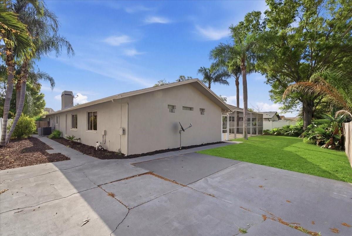 LAURA ANNE ESTATES - Residential