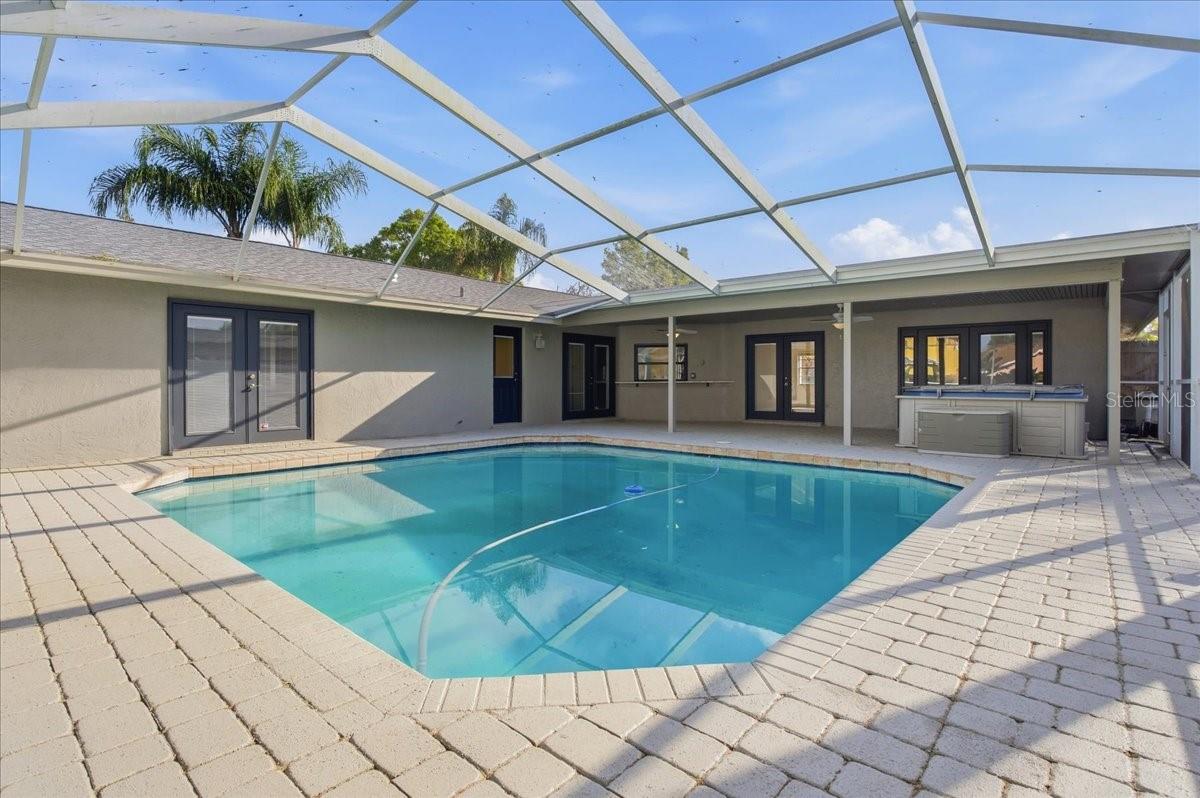 LAURA ANNE ESTATES - Residential