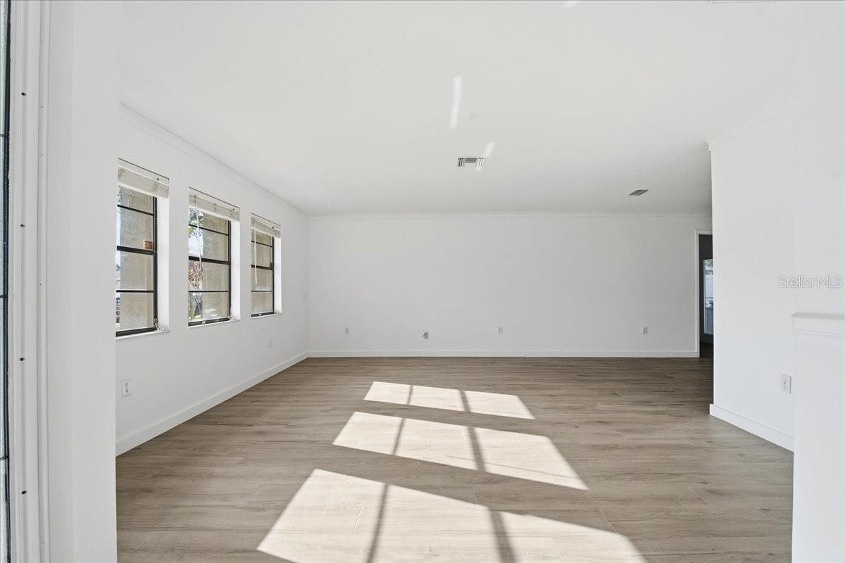 LAURA ANNE ESTATES - Residential