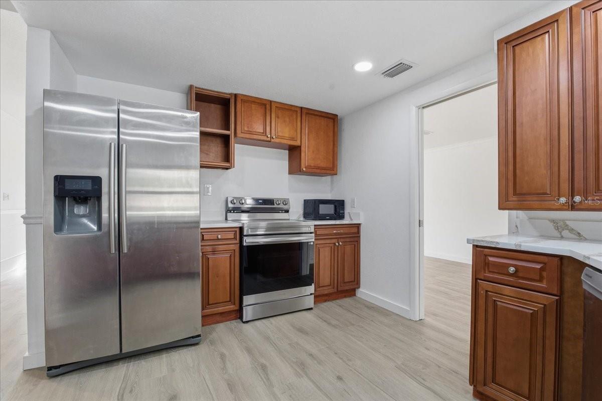 LAURA ANNE ESTATES - Residential