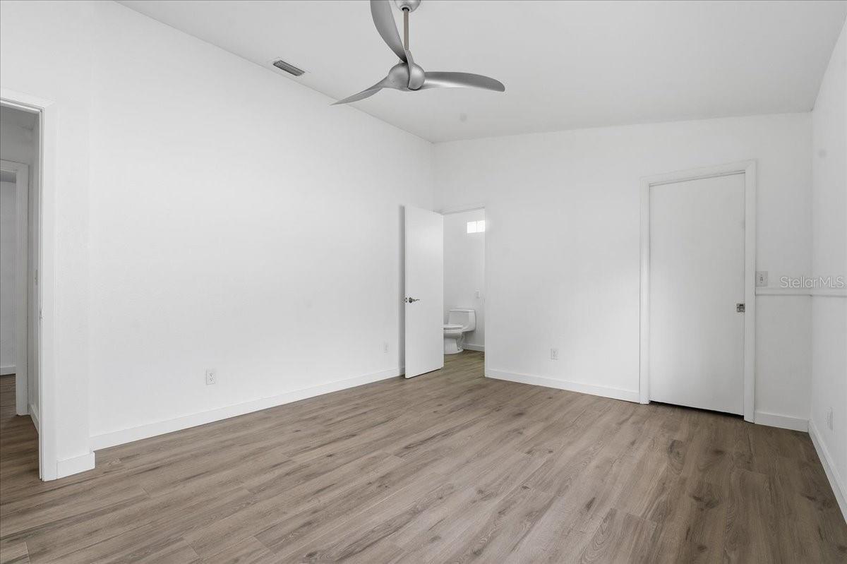 LAURA ANNE ESTATES - Residential