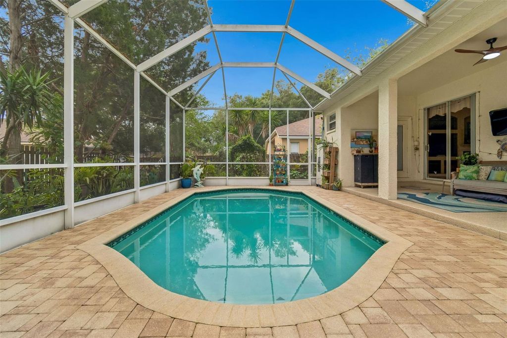 Photo of 2901 Red Coat Circle, Brandon, FL 33511 (MLS # TB8494877)