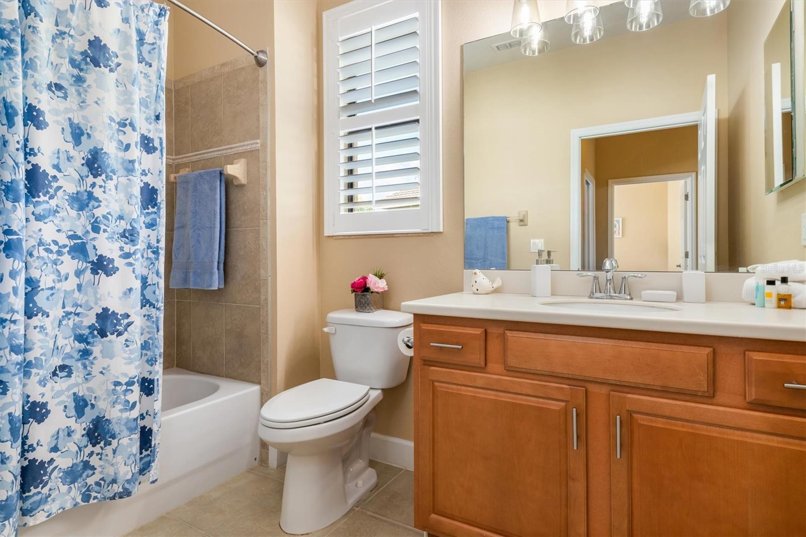 VENETIAN FALLS PH 3 - Residential