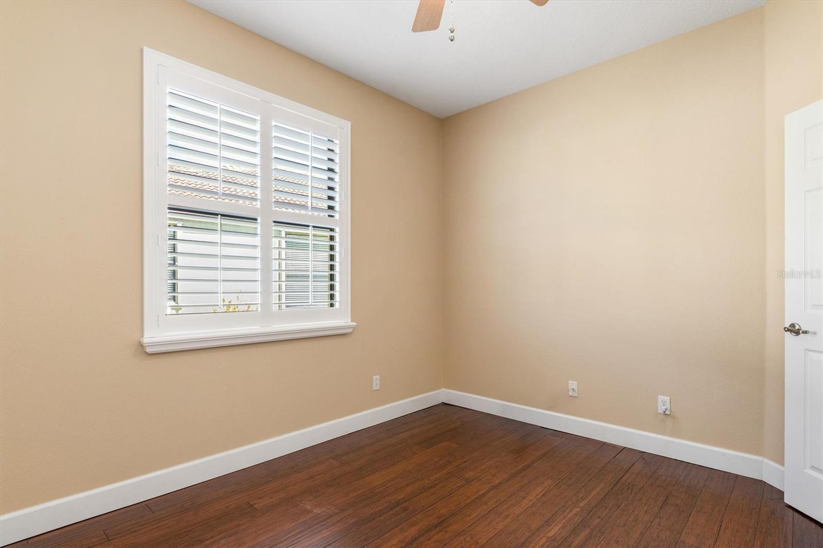 VENETIAN FALLS PH 3 - Residential