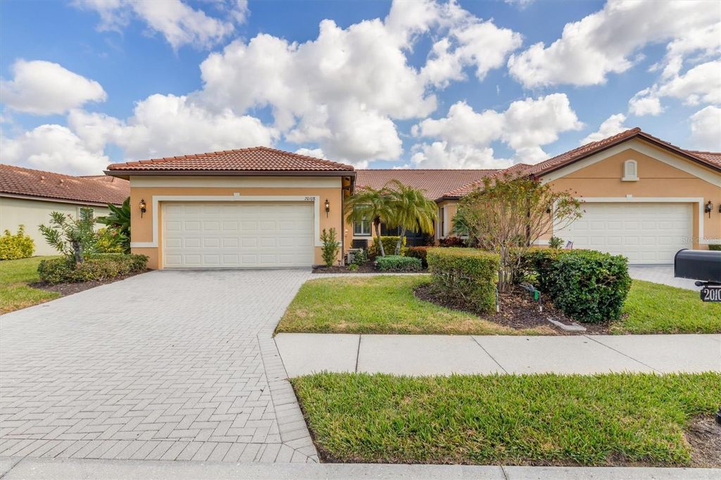 Photo of 20108 Pezzana Drive, Venice, FL 34292 (MLS # C7522001)