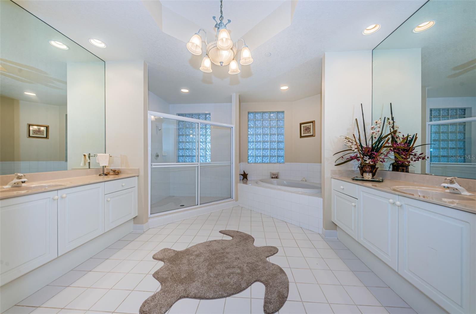 BACOPA BAY CONDO - Residential