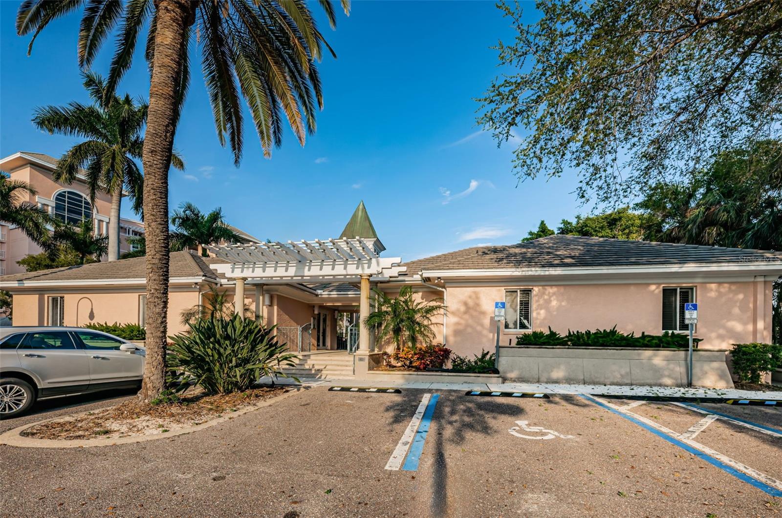 BACOPA BAY CONDO - Residential