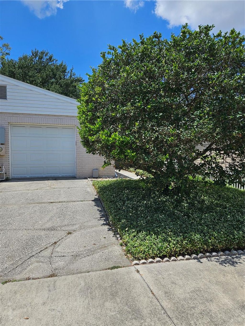 Photo of 414 Danube Avenue, Tampa, FL 33606 (MLS # TB8376143)