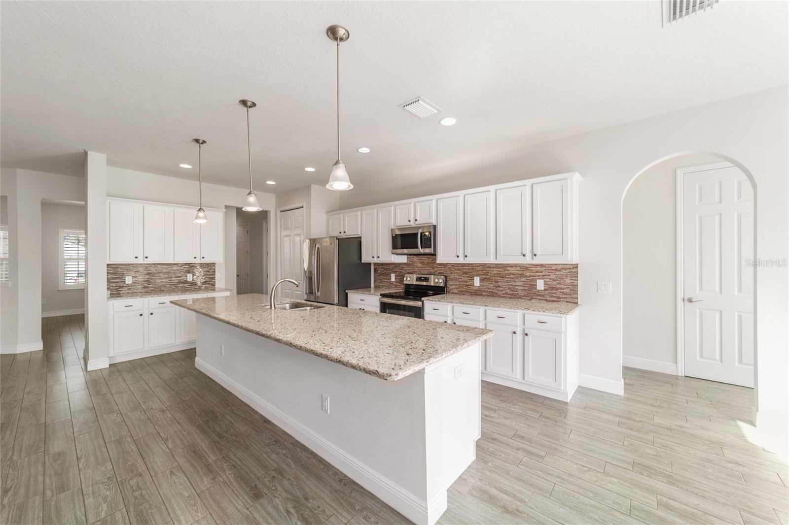 PRESERVE/HEATH BROOK PH 01 - Residential