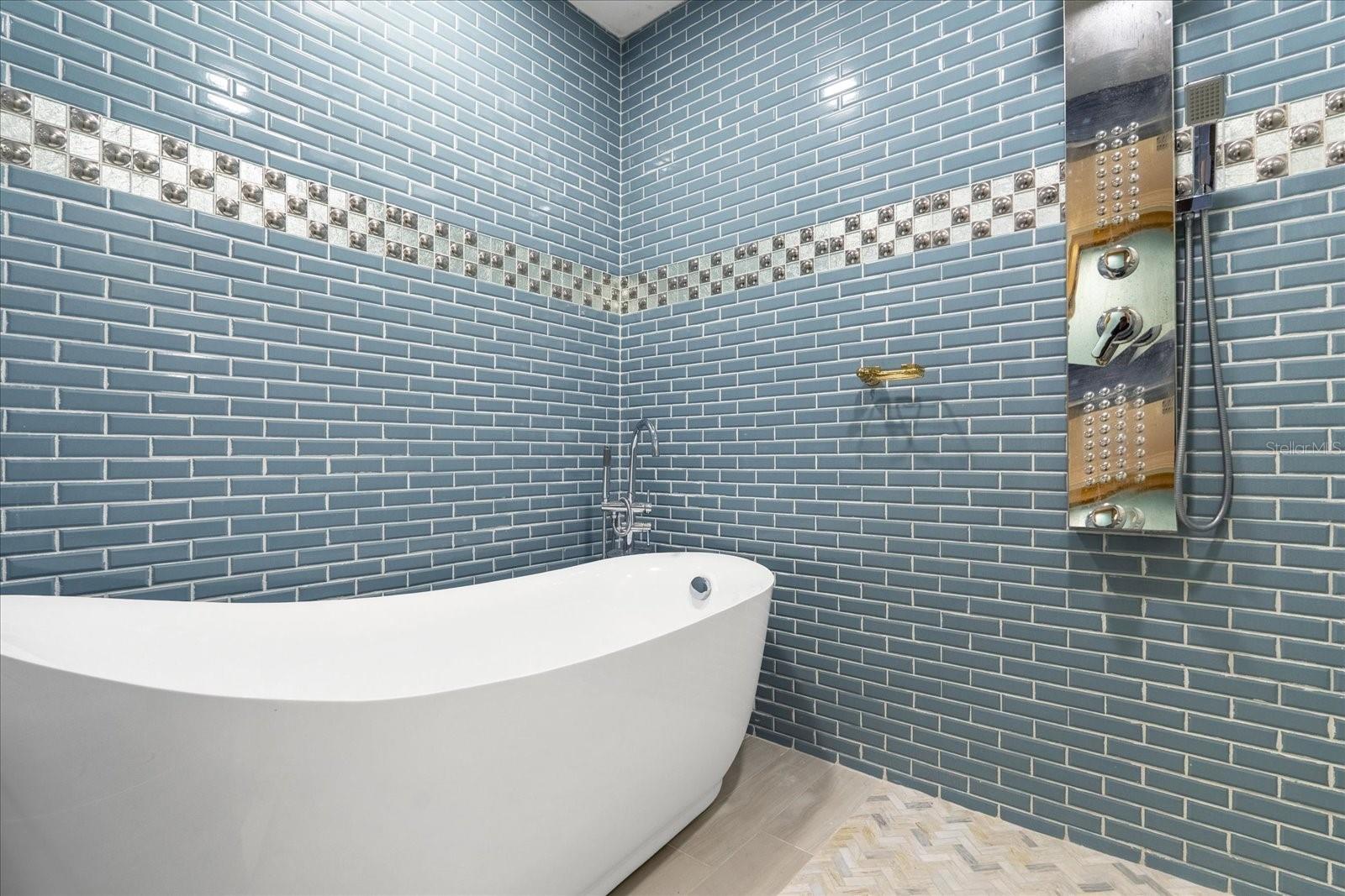 FANTASY ISLAND RES ORLANDO - Residential