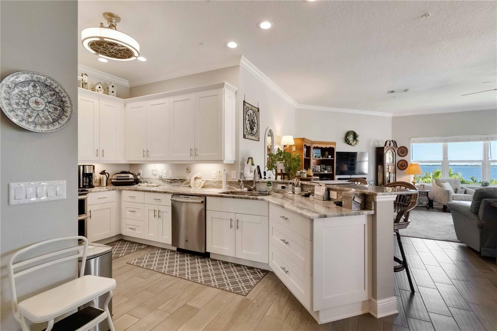 PALMA SOLA BAY CLUB PH 17B - Residential