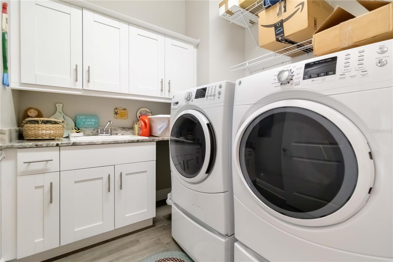 PALMA SOLA BAY CLUB PH 17B - Residential