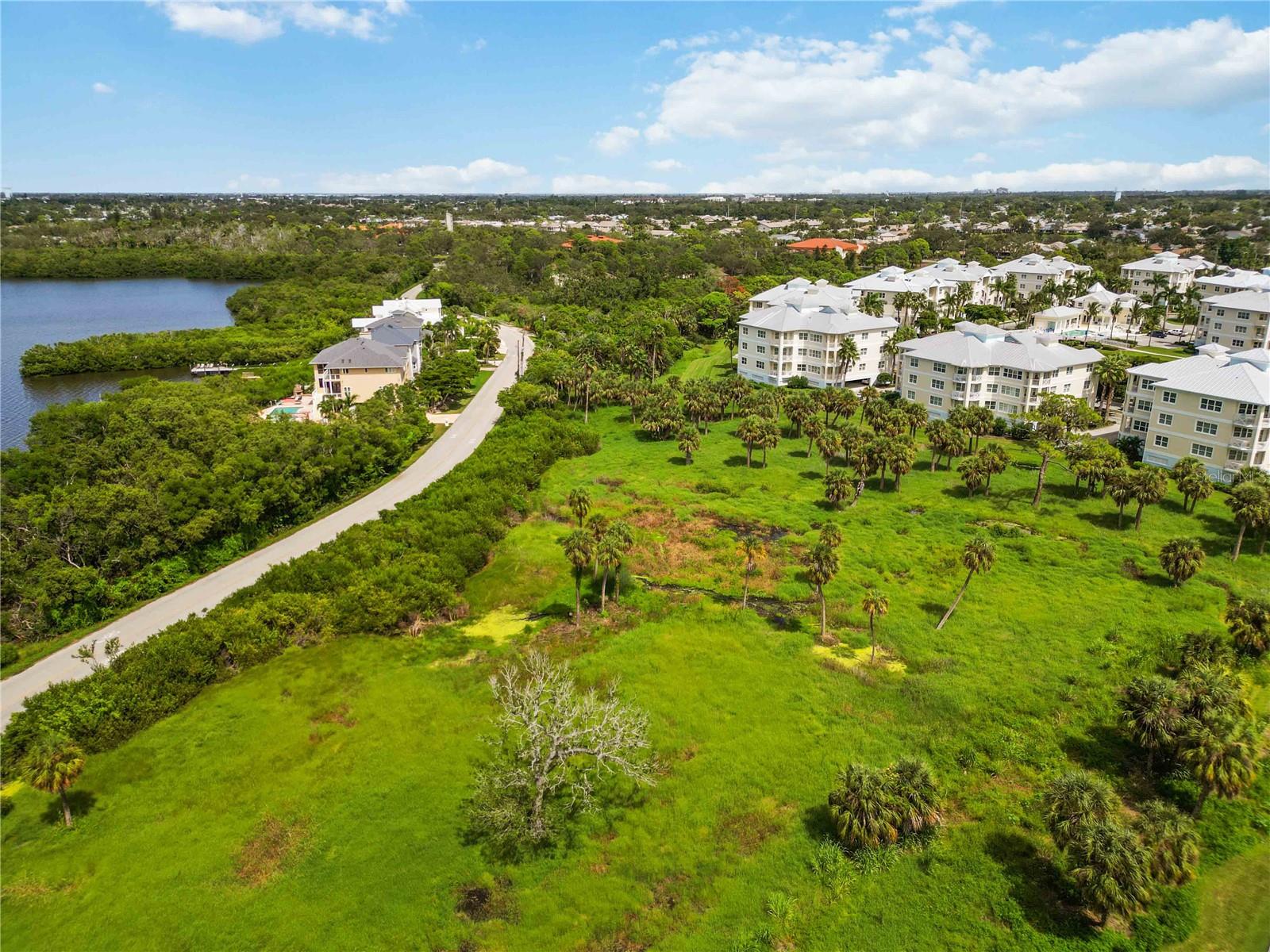 PALMA SOLA BAY CLUB PH 17B - Residential