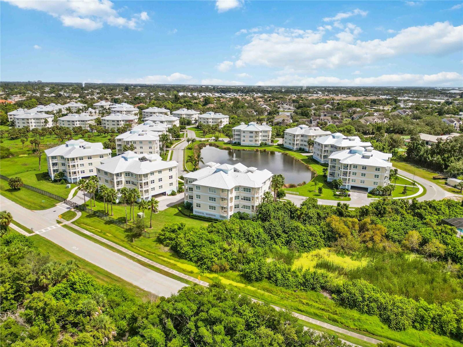 PALMA SOLA BAY CLUB PH 17B - Residential