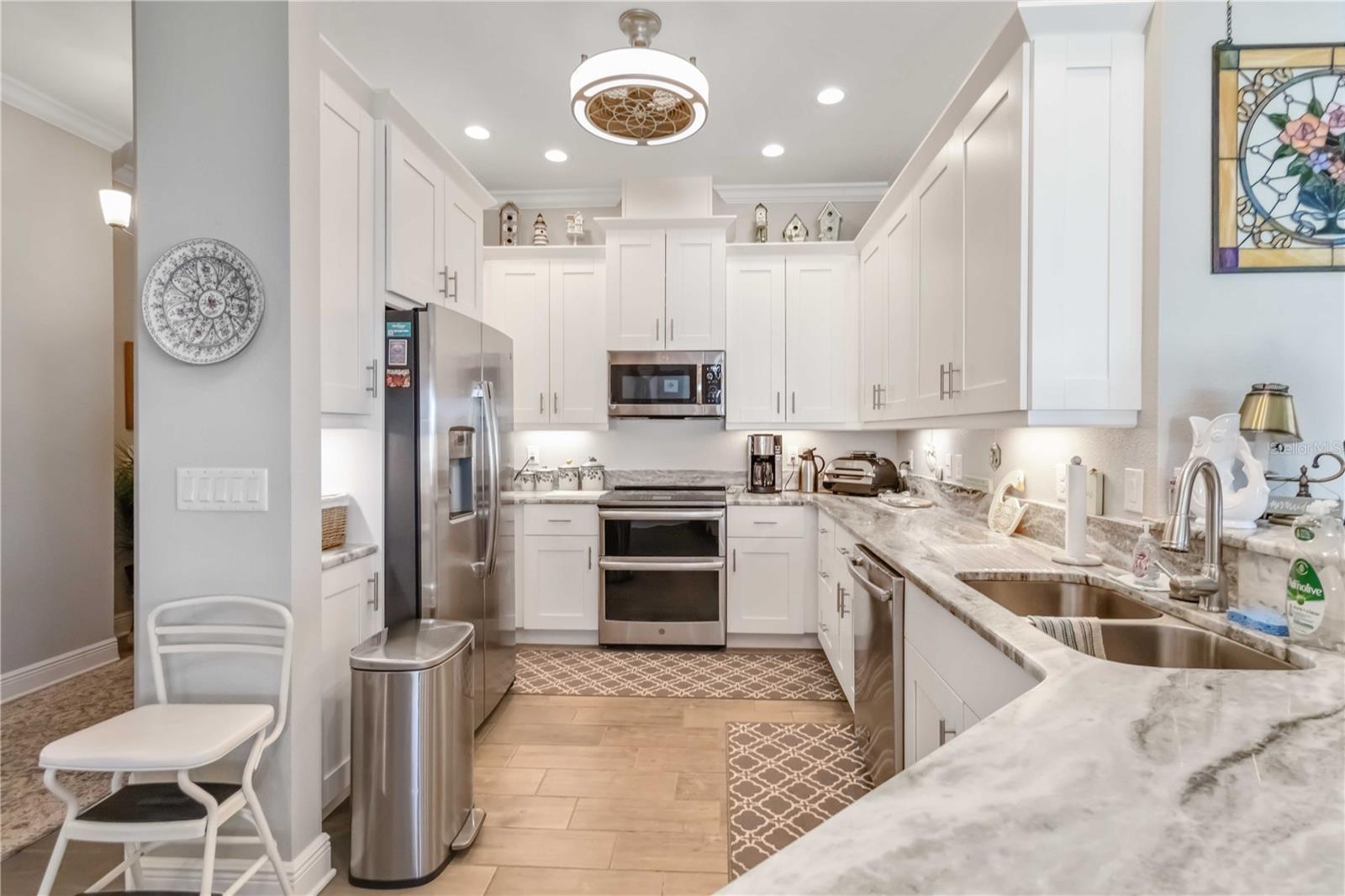 PALMA SOLA BAY CLUB PH 17B - Residential