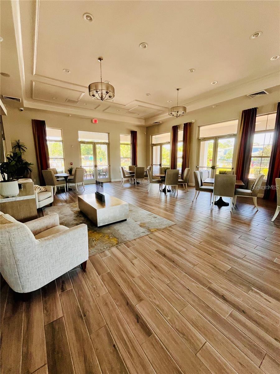 VICTORIA OAKS PH A - Residential Lease