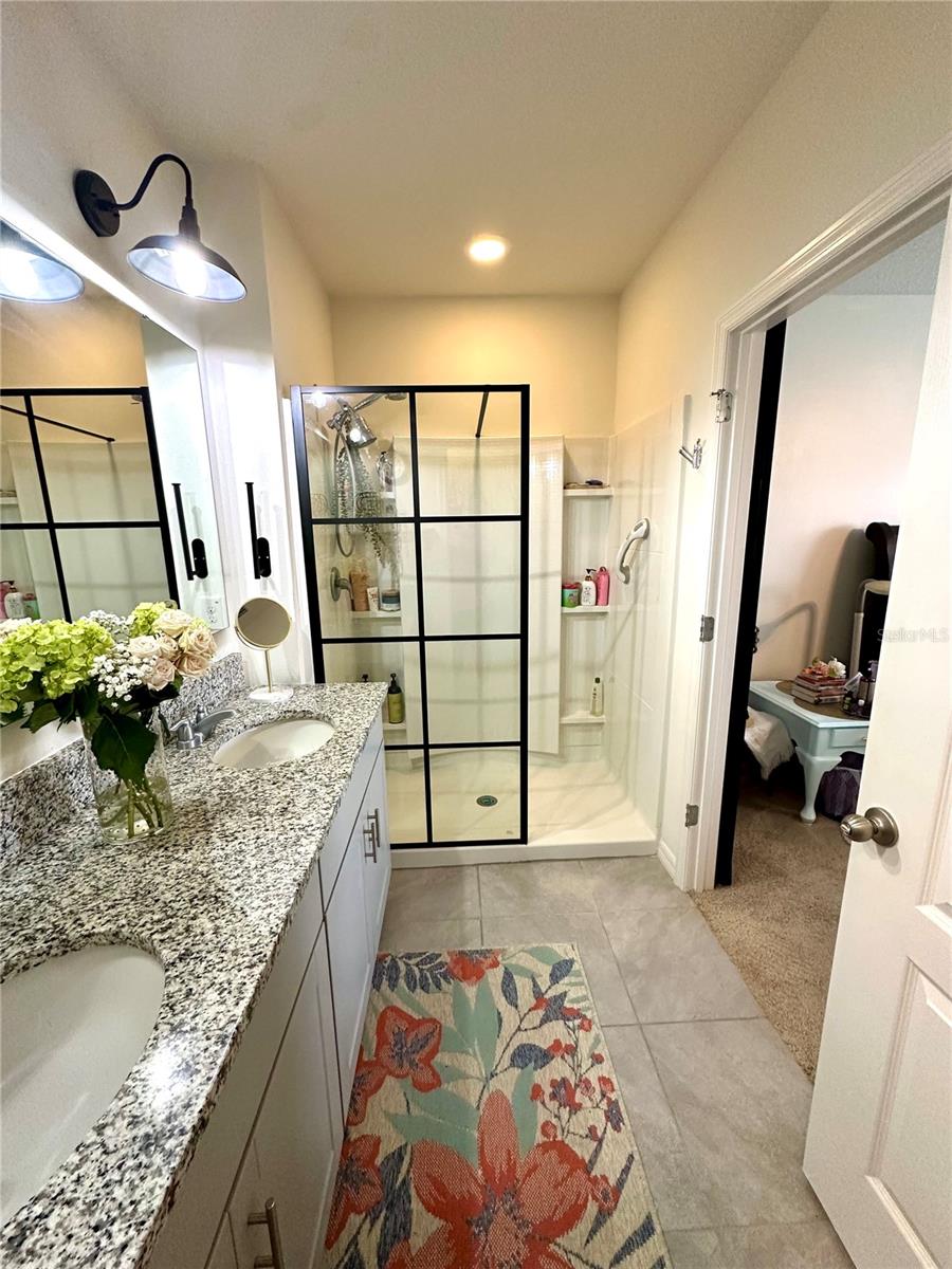 VICTORIA OAKS PH A - Residential Lease