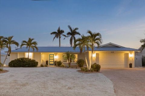 Photo of 608 Gladstone Lane, Holmes Beach, FL 34217 (MLS # A4684704)