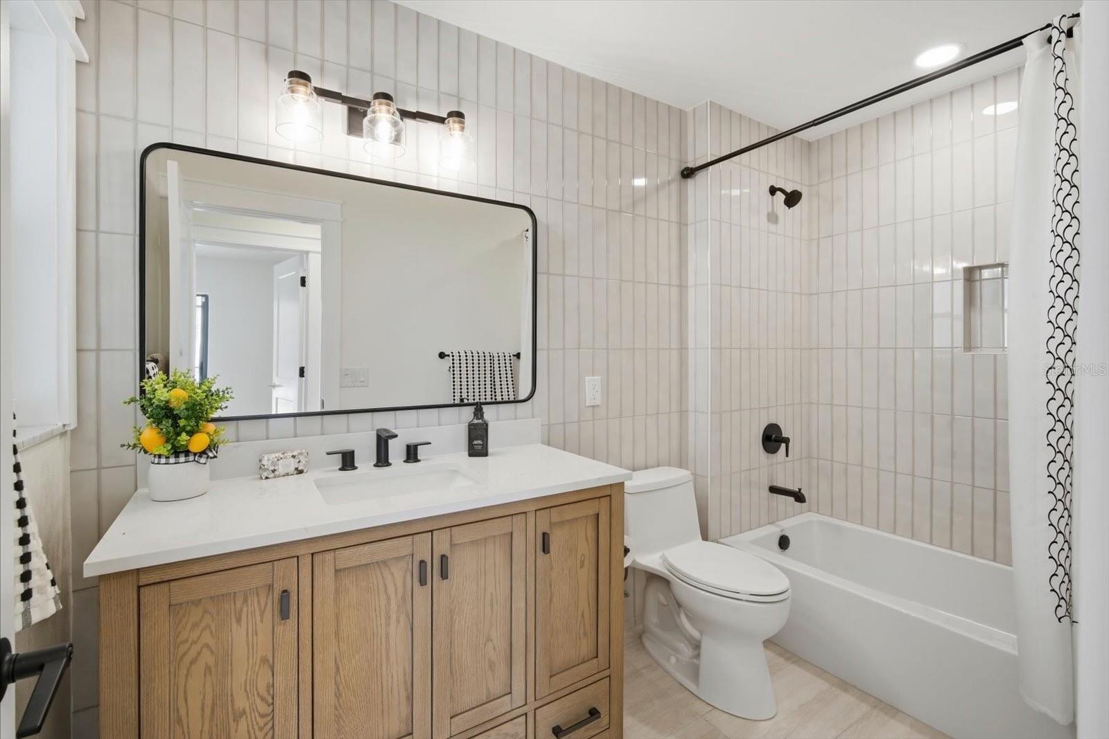KEY ROYALE 15TH ADD - Residential