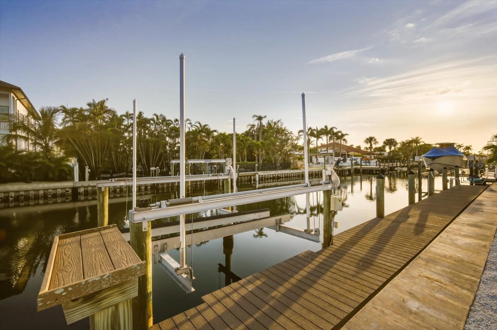 KEY ROYALE 15TH ADD - Residential