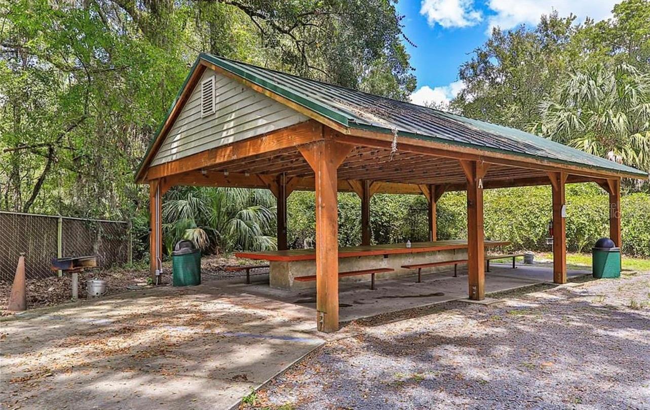 RAINBOW SPGS COUNTRY CLUB ESTATE - Land