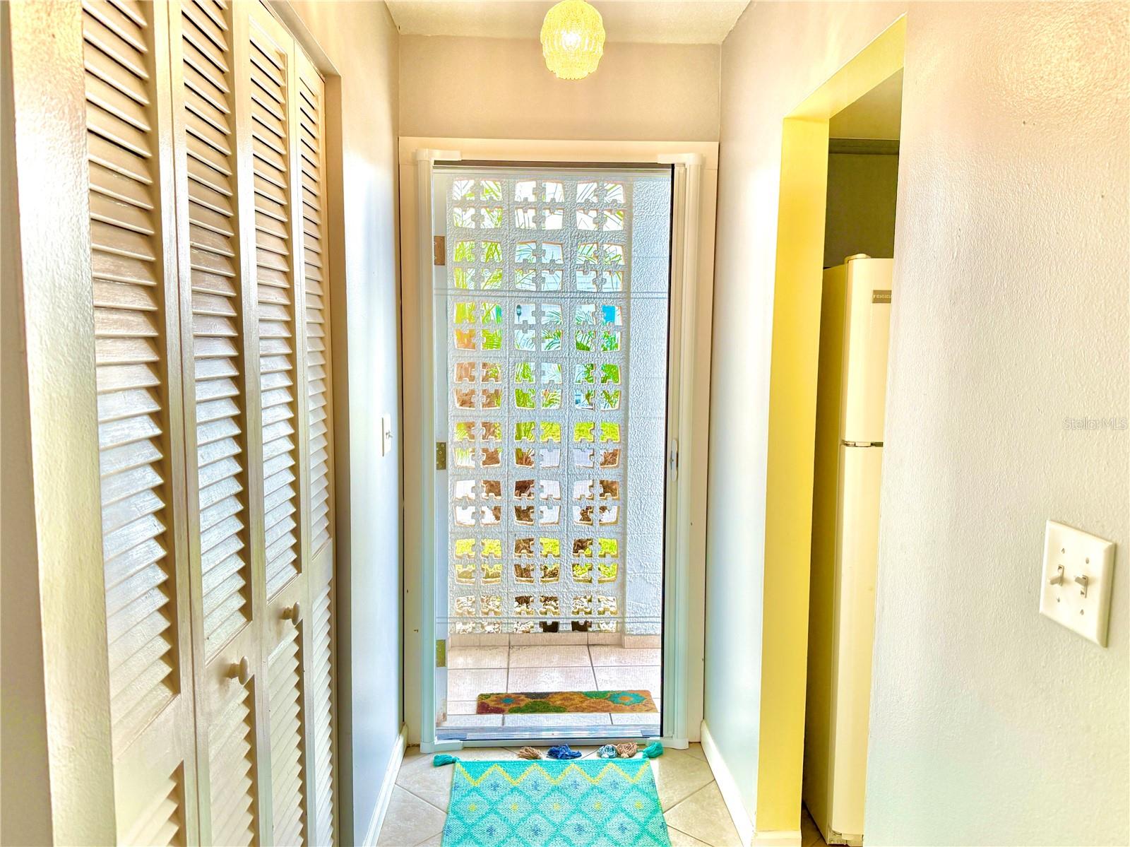 PARKWAY VILLAS - Residential