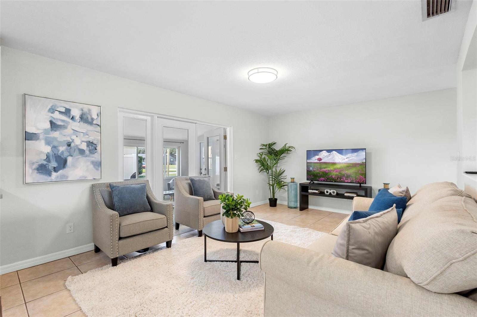 GROVE HILL - Residential