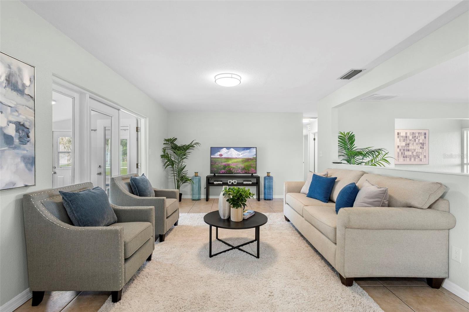 GROVE HILL - Residential