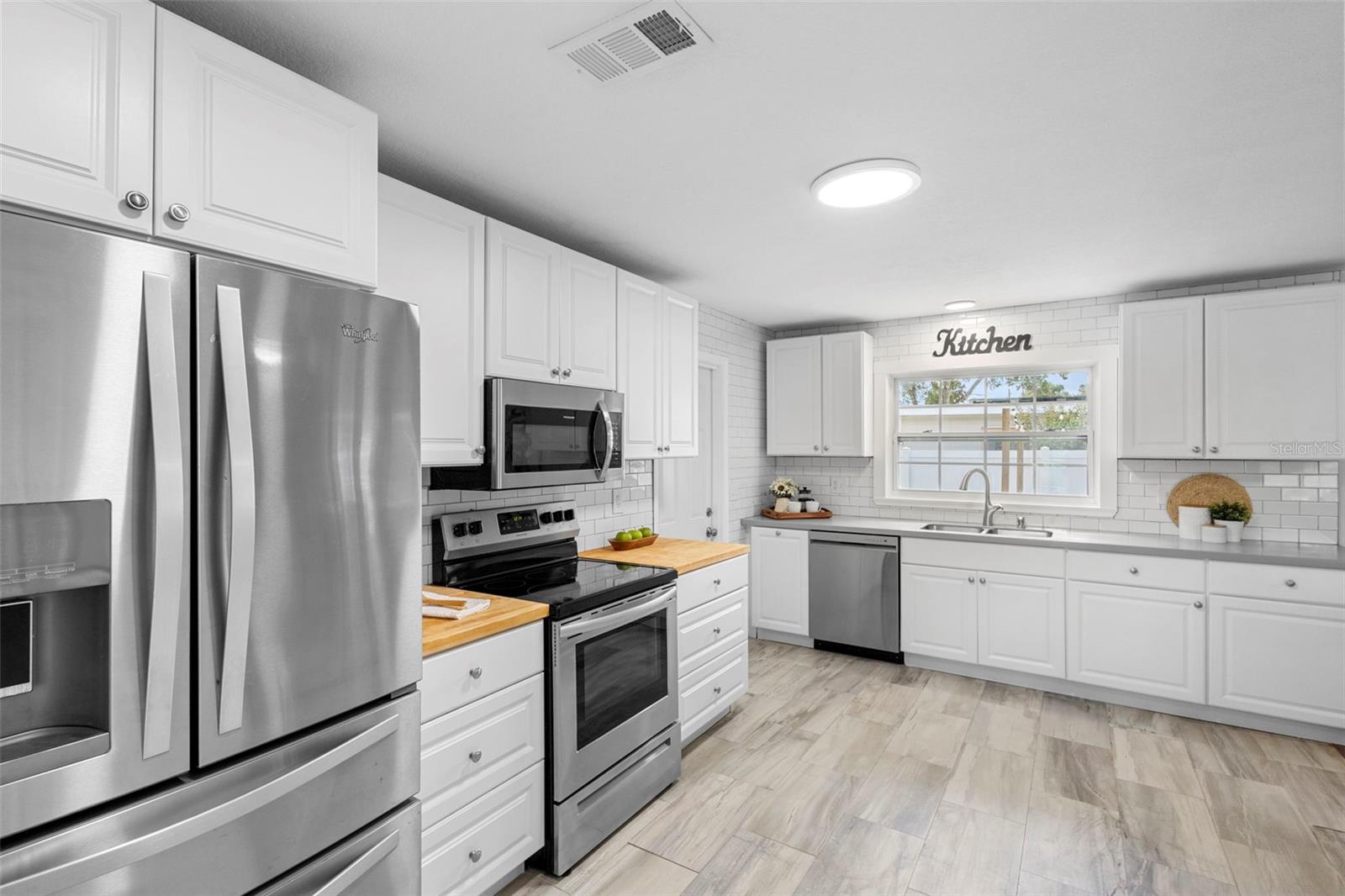 GROVE HILL - Residential