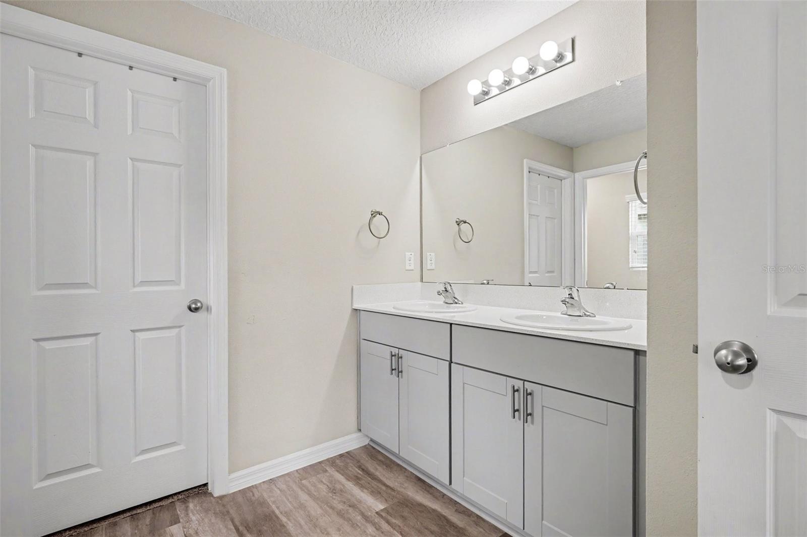 RIVERSTONE PH 5 & 6 - Residential