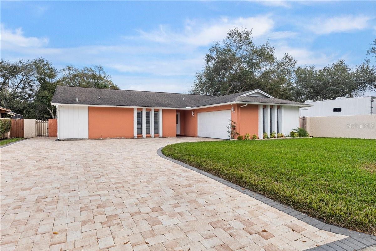 COUNTRY AIRE PH THREE - Residential