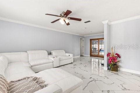 COUNTRY AIRE PH THREE - Residential