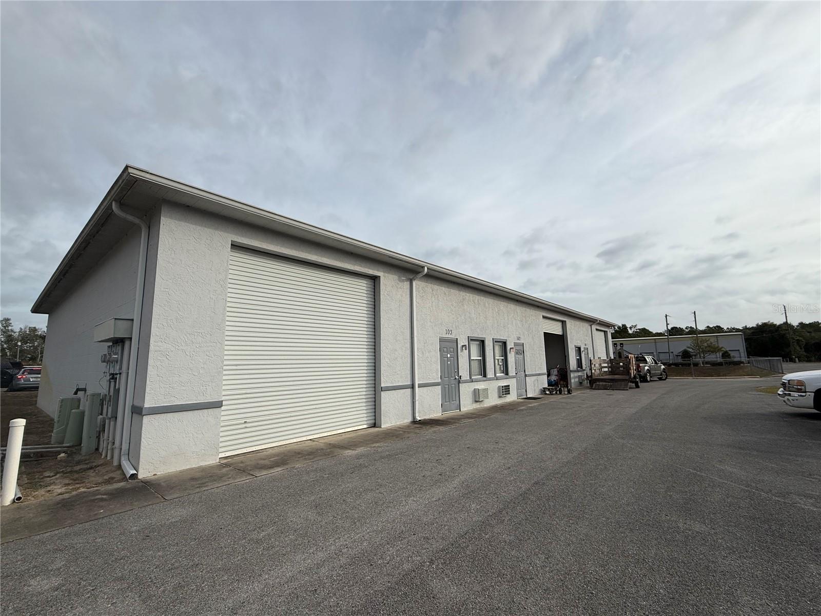 AIRPORT IND PARK - Commercial Lease