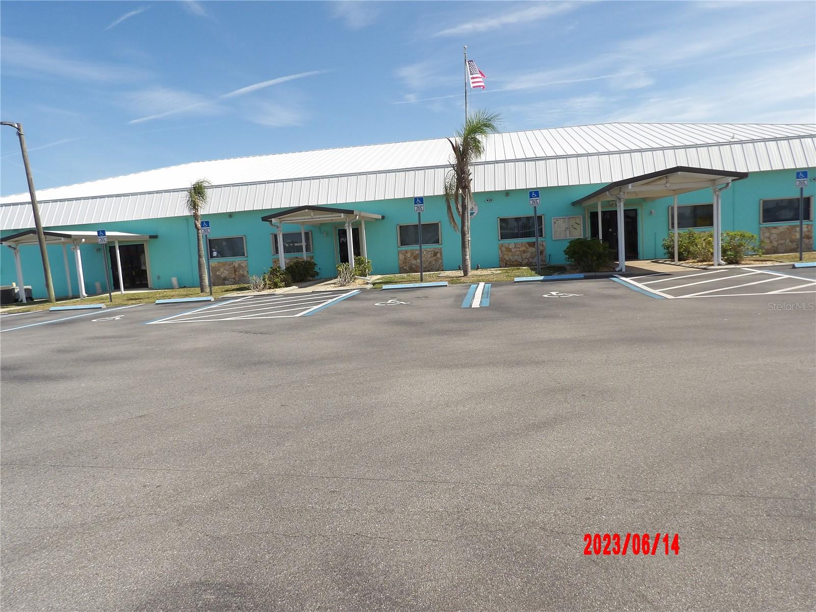 HOLIDAY MOB ESTATES 3RD ADD - Residential