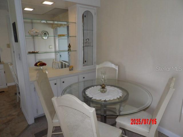 HOLIDAY MOB ESTATES 3RD ADD - Residential